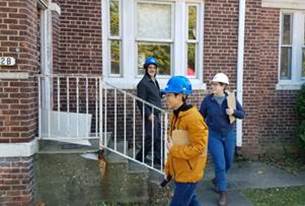 DOB and FDNY staff conducting disaster preparedness exercises last week in Fort Totten, Queens.