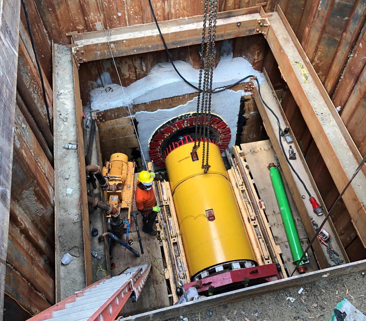 This project used micro tunneling technology to install sanitary sewers in College Point, minimizing disruption in the area