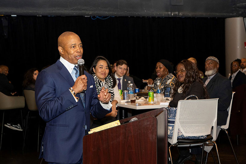 Mayor Adams hosts a catalyst dinner for his ‘Breaking Bread, Building Bonds’ initiative with more than 150 hosts. Credit: NYC Mayor’s Office