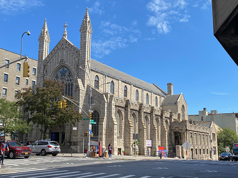 Holyrood Episcopal Church-Iglesia Santa Cruz