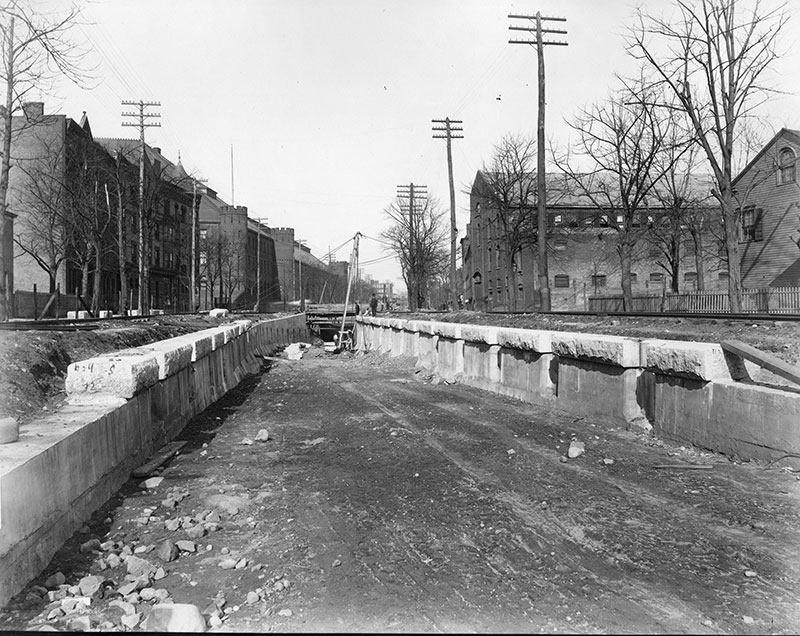 Construction of the rail tunnel below Atlantic Avenue, seen from Nostrand Avenue looking west, circa 1910./nSource: NY Digital Culture of Metropolitan New York.