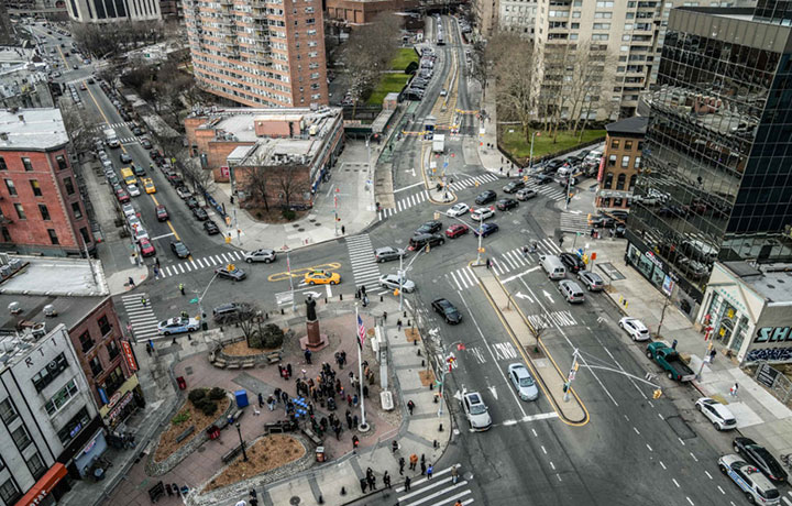 Photo of Intersection in Chinatown
                                           